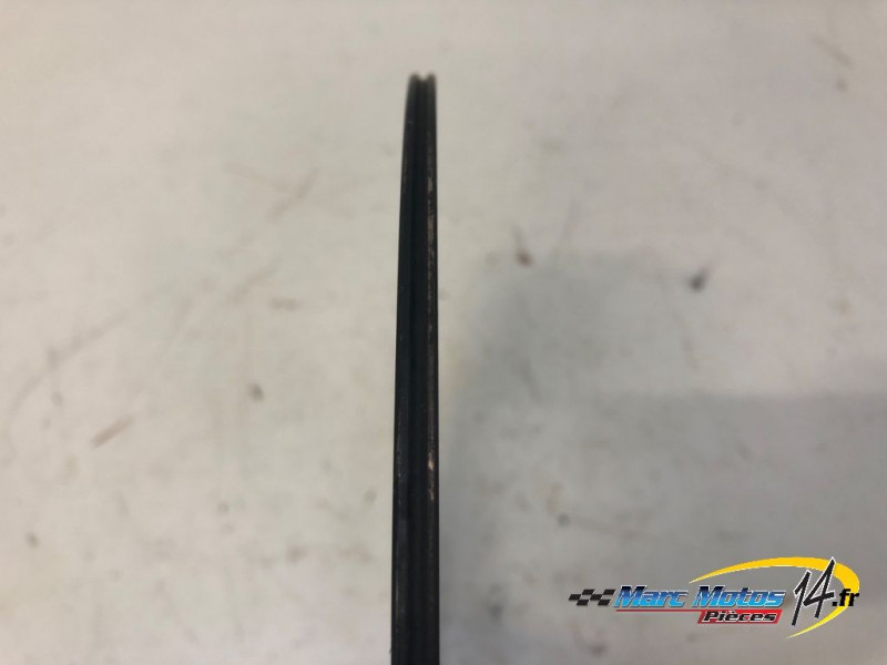DISQUE ARRIERE SUZUKI 600 GSXR 2001