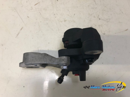 ETRIER DE FREIN ARRIERE SUZUKI 600 GSXR 2001