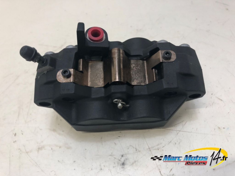 ETRIER DE FREIN AVANT DROIT SUZUKI 600 GSXR 2001