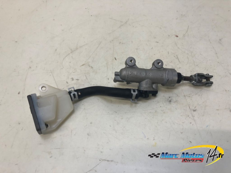 MAITRE CYLINDRE DE FREIN ARRIERE SUZUKI 600 GSXR 2001