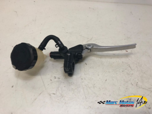 MAITRE CYLINDRE DE FREIN AVANT SUZUKI 600 GSXR 2001