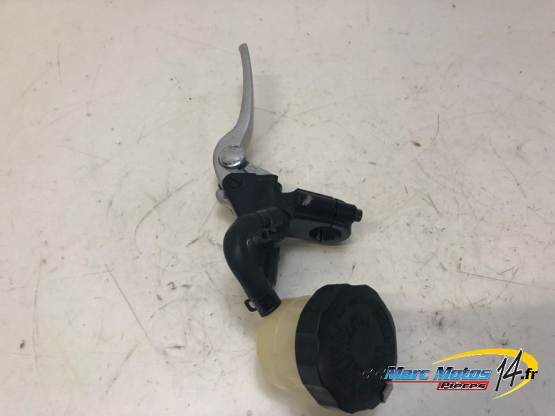 MAITRE CYLINDRE DE FREIN AVANT SUZUKI 600 GSXR 2001