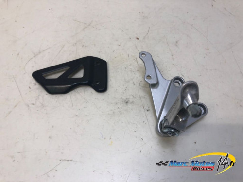 PLATINE AVANT DROITE SUZUKI 600 GSXR 2001