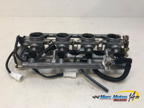RAMPE D&#039;INJECTION SUZUKI 600 GSXR 2001
