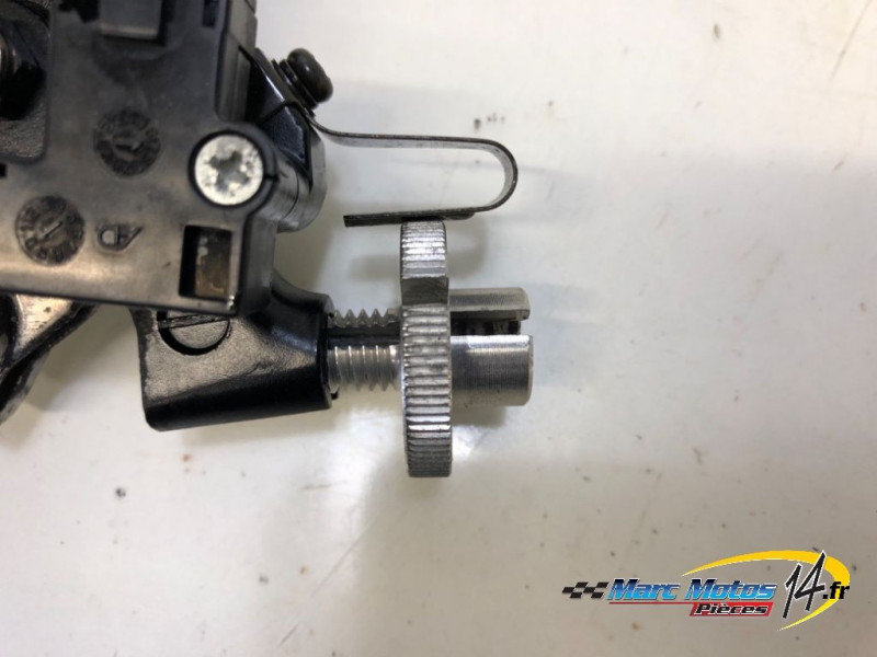 SUPPORT DE LEVIER D'EMBRAYAGE SUZUKI 600 GSXR 2001