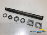 AXE DE ROUE ARRIERE YAMAHA 1300 XJR 2008