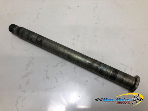 AXE DE ROUE ARRIERE YAMAHA 1300 XJR 2008