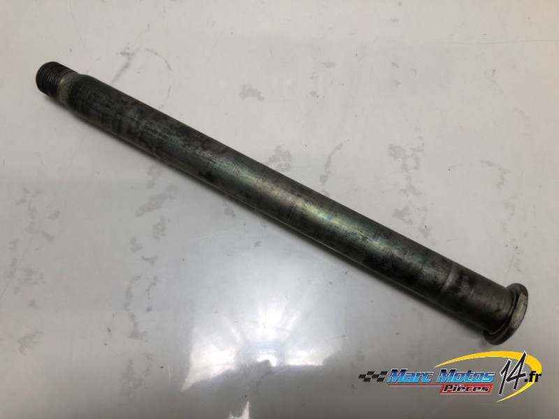 AXE DE ROUE ARRIERE YAMAHA 1300 XJR 2008