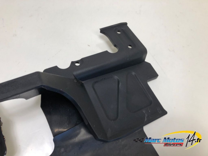 PLASTIQUES ET CAOUTCHOUCS DIVERS YAMAHA 1300 XJR 2008