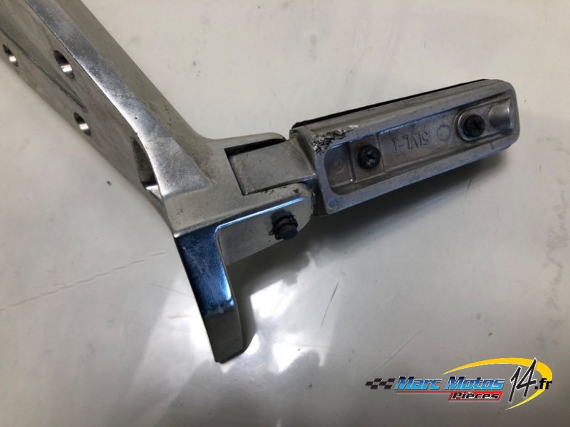 PLATINE ARRIERE GAUCHE YAMAHA 1300 XJR 2008