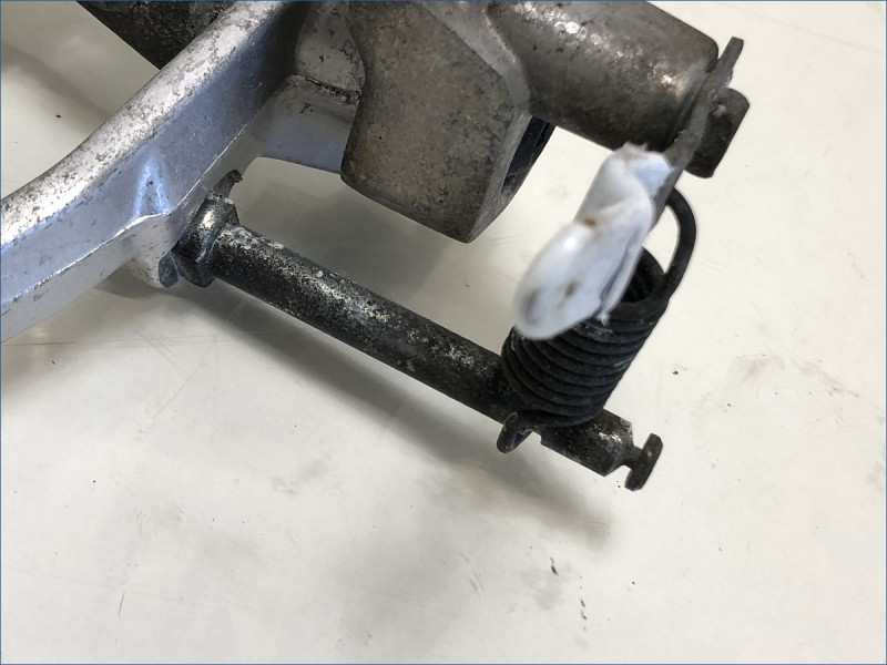 PLATINE AVANT DROITE YAMAHA 1300 XJR 2008