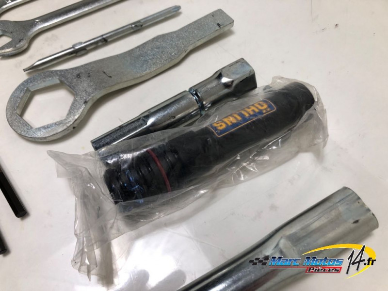 TROUSSE A OUTILS YAMAHA 1300 XJR 2008