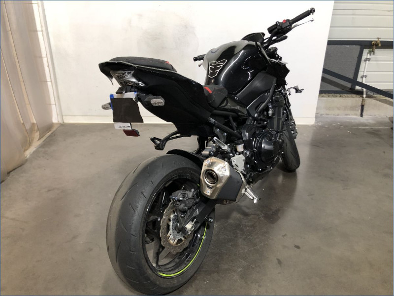 KAWASAKI Z900 