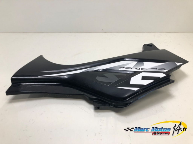 CACHE LATERAL INTERMEDIAIRE GAUCHE CFMOTO 520 CFORCE 2017