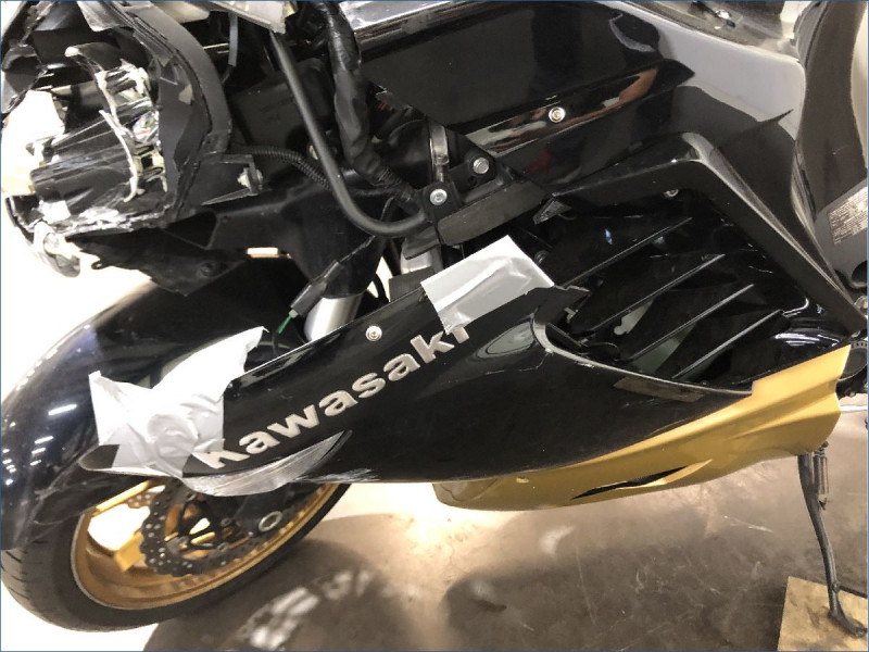 KAWASAKI 1400 GTR 