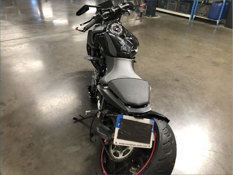 SUZUKI GSX-8S 