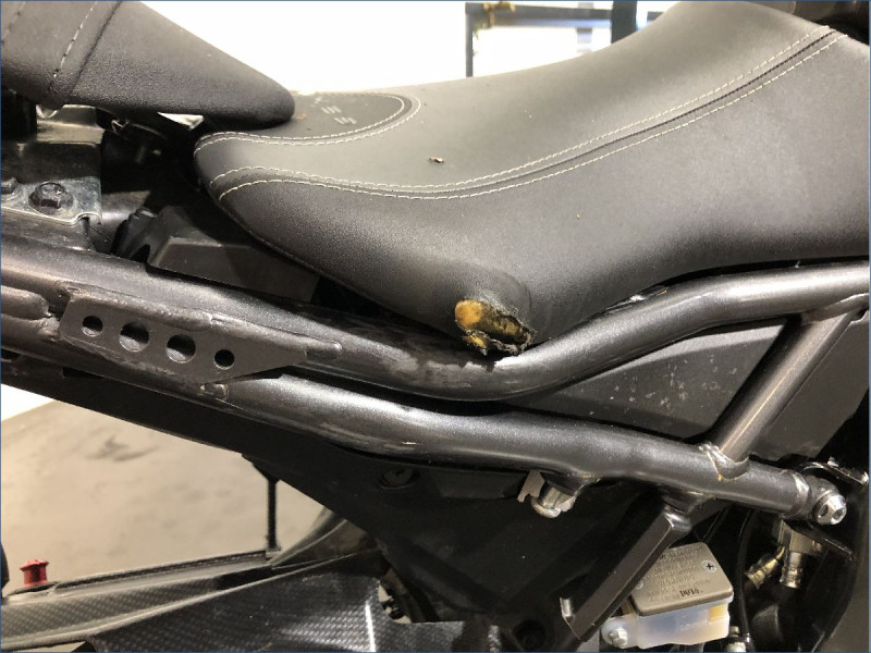 SUZUKI GSX-8S 