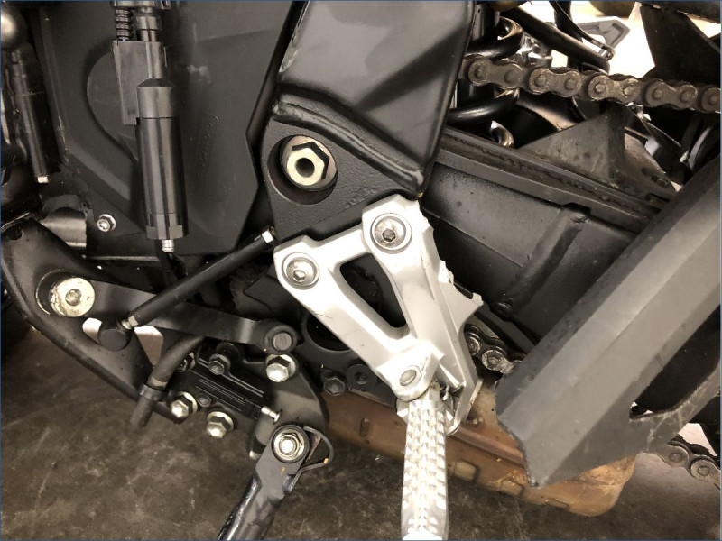 SUZUKI GSX-8S 
