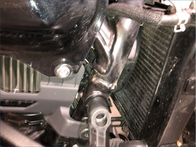 SUZUKI GSX-8S 