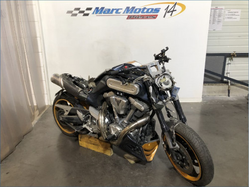 YAMAHA MT01 