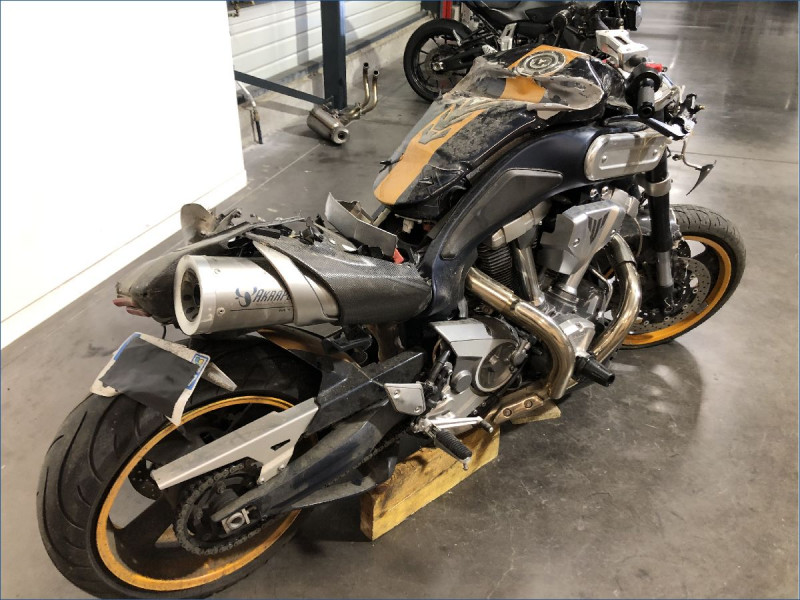 YAMAHA MT01 