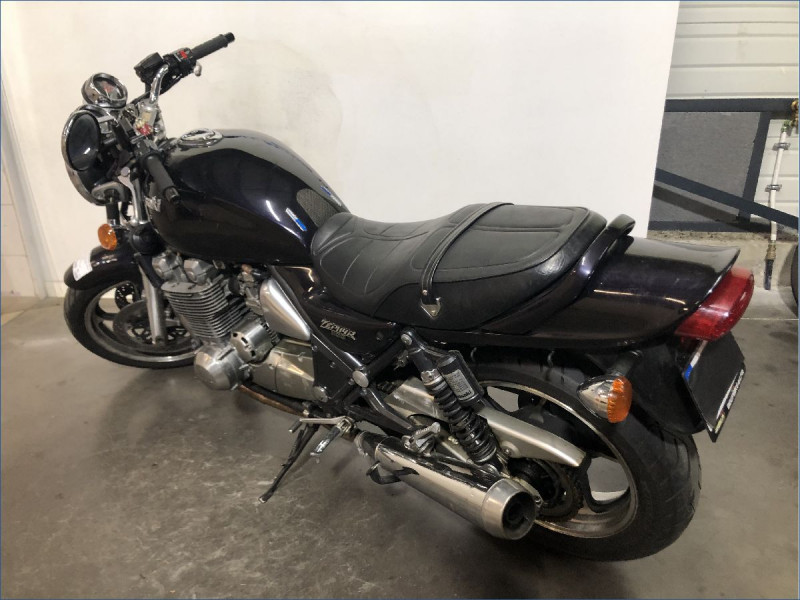 KAWASAKI 1100 ZEPHYR 