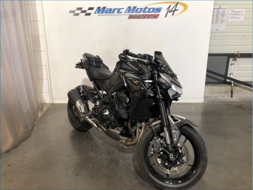 KAWASAKI Z900 
