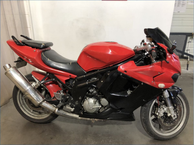 HYOSUNG 650 GT 