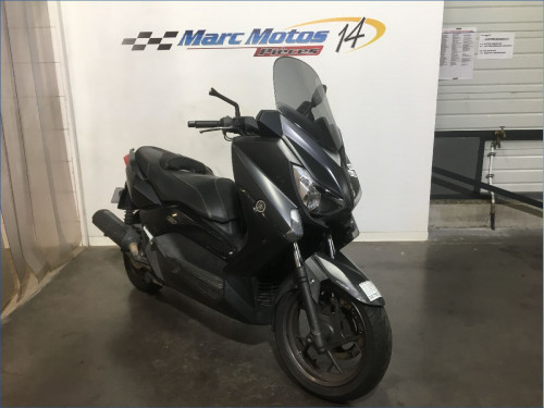 YAMAHA 125 XMAX IRON MAX