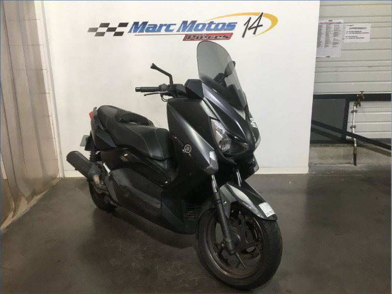 YAMAHA 125 XMAX IRON MAX