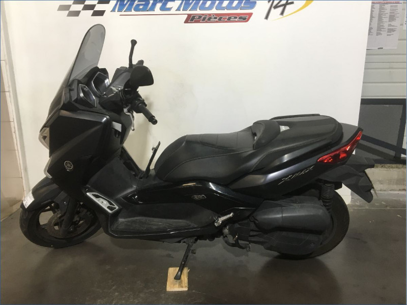 YAMAHA 125 XMAX IRON MAX