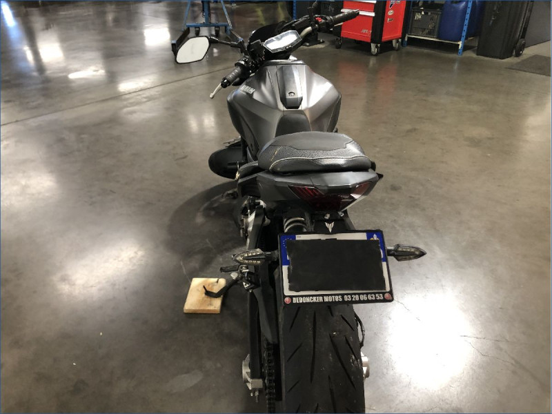 YAMAHA MT07 