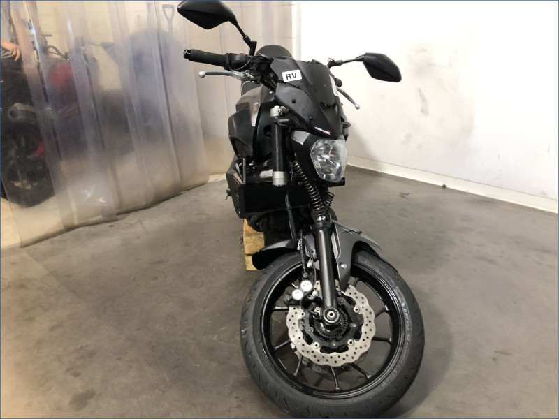 YAMAHA MT07 