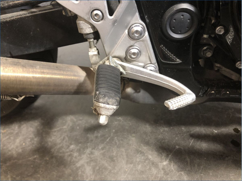 SUZUKI 650 GSXF 