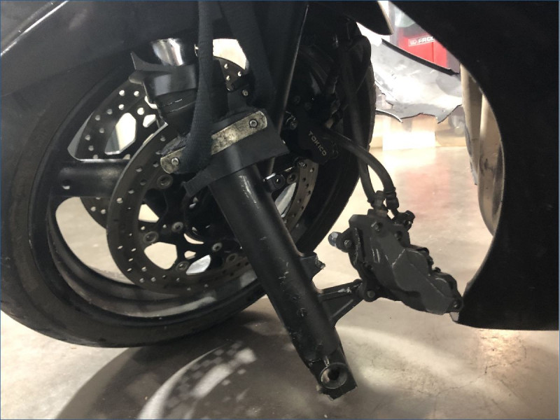 SUZUKI 650 GSXF 