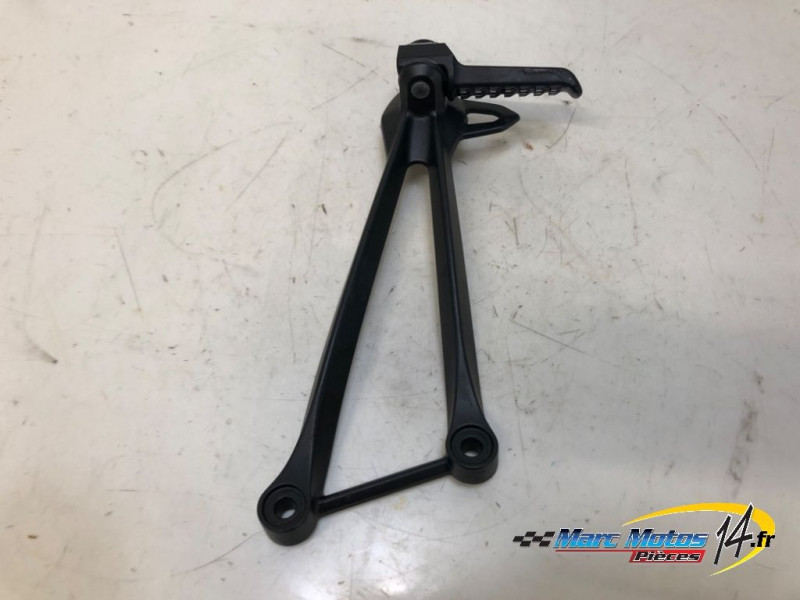 PLATINE ARRIERE DROITE KAWASAKI ZX6R 636 2019