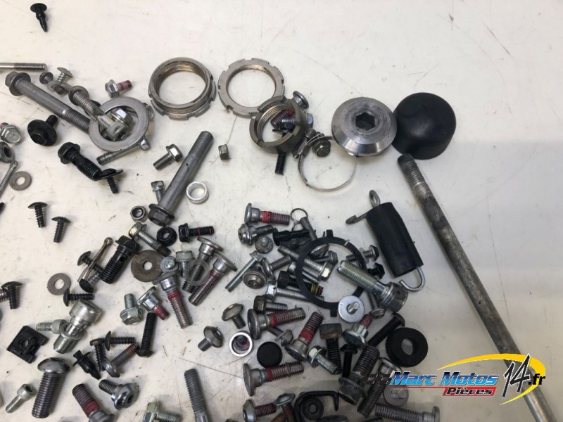 VISSERIE KAWASAKI ZX6R 636 2019