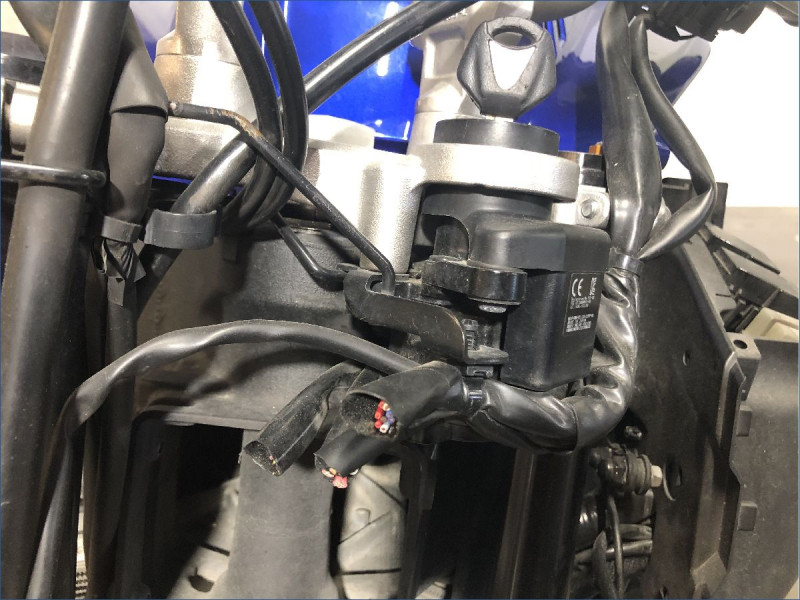 YAMAHA MT10 