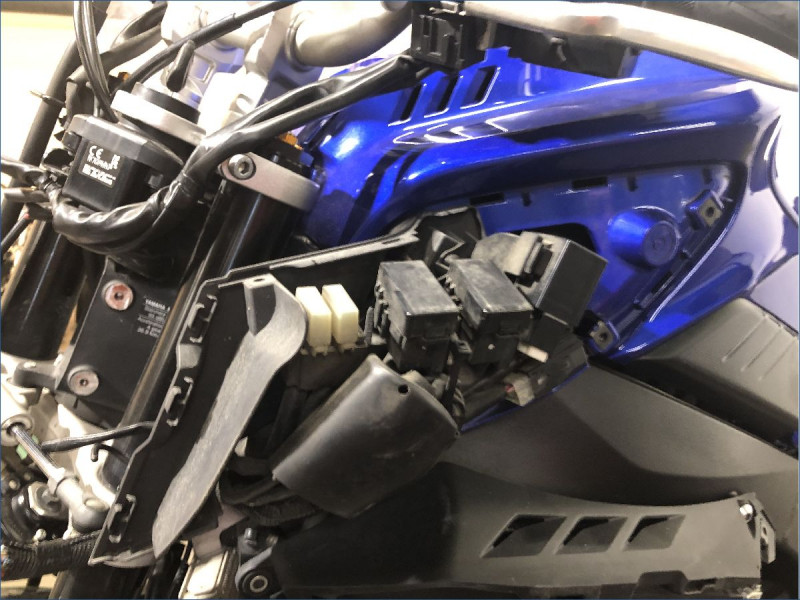 YAMAHA MT10 