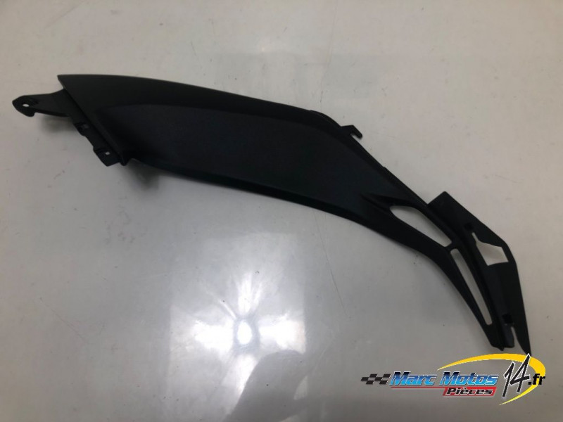 CACHE LATERAL INTERMEDIAIRE DROIT KAWASAKI Z800 2015
