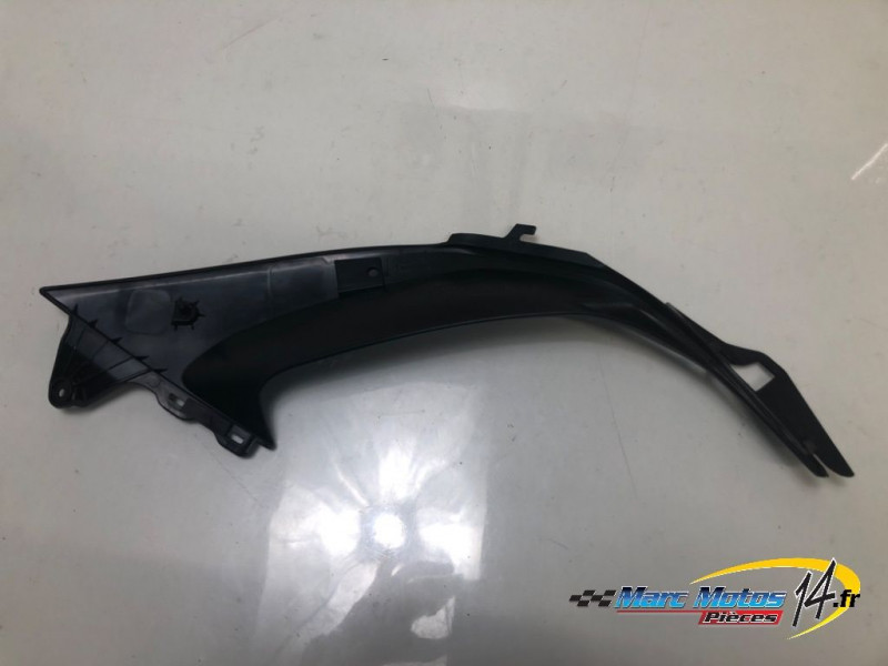 CACHE LATERAL INTERMEDIAIRE GAUCHE KAWASAKI Z800 2015