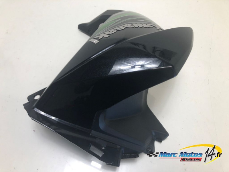 ECOPE DE RADIATEUR GAUCHE KAWASAKI Z800 2015