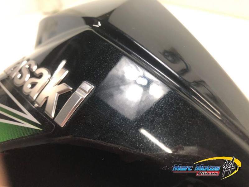 ECOPE DE RADIATEUR GAUCHE KAWASAKI Z800 2015