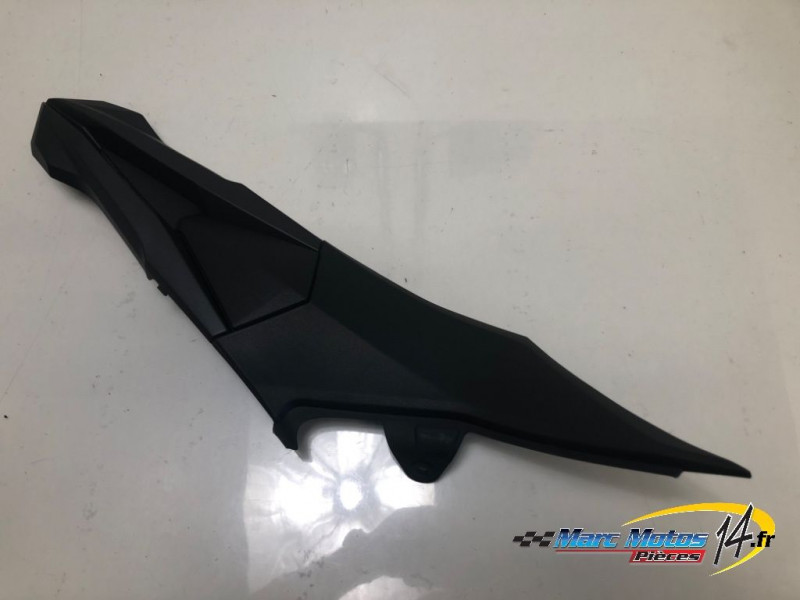 HABILLAGE DE RENFORT DE CADRE DROIT KAWASAKI Z800 2015