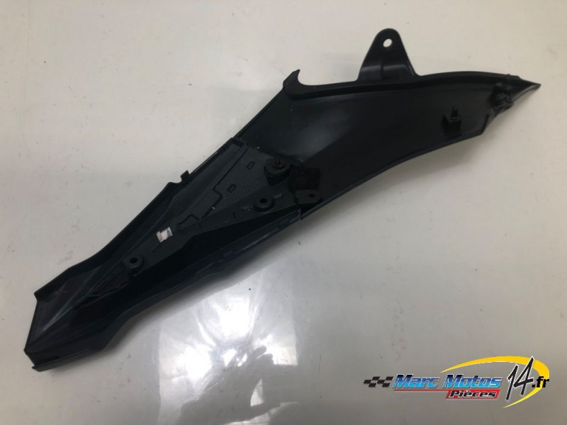 HABILLAGE DE RENFORT DE CADRE DROIT KAWASAKI Z800 2015
