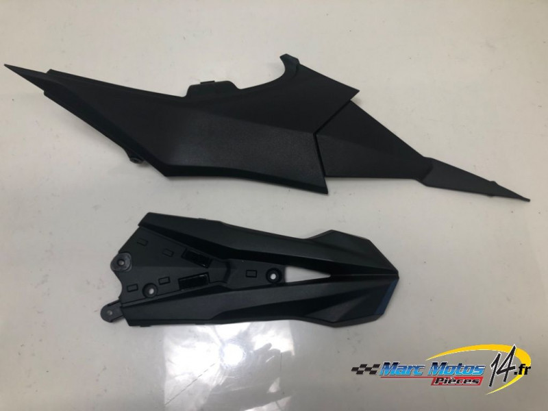 HABILLAGE DE RENFORT DE CADRE DROIT KAWASAKI Z800 2015