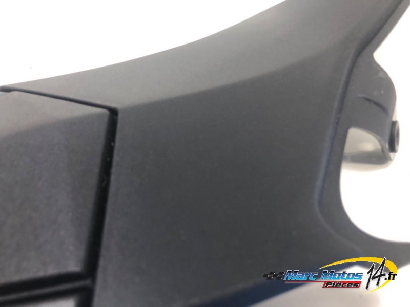 HABILLAGE DE RENFORT DE CADRE DROIT KAWASAKI Z800 2015