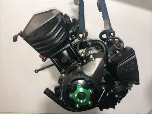MOTEUR KAWASAKI Z800 2015