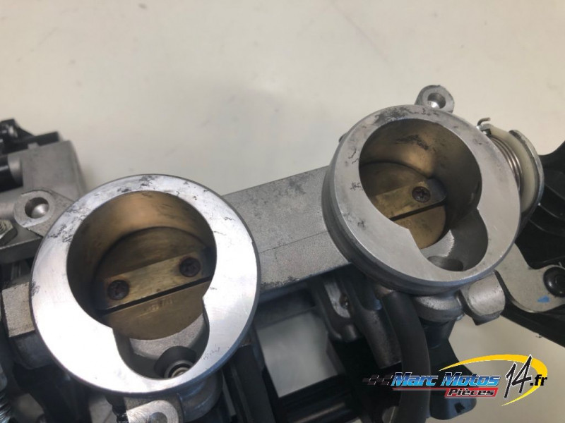 RAMPE D'INJECTION KAWASAKI Z800 2015