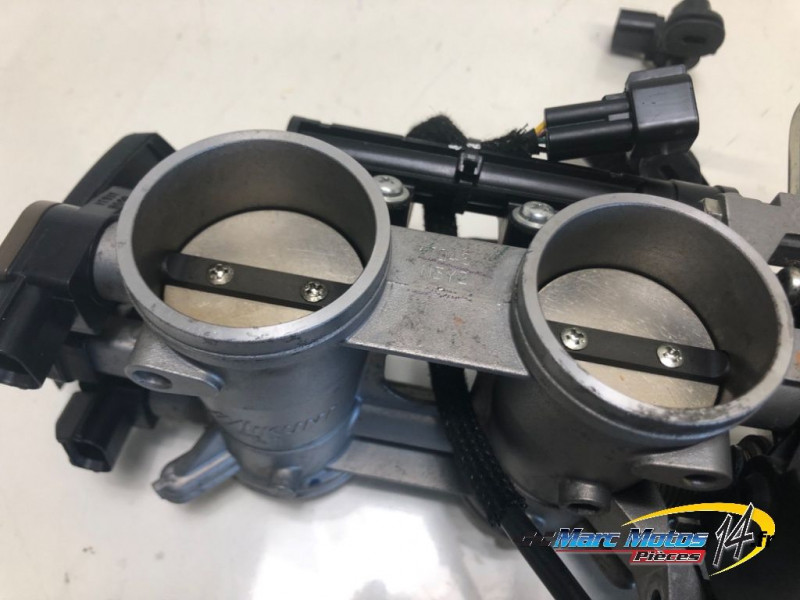 RAMPE D'INJECTION KAWASAKI Z800 2015